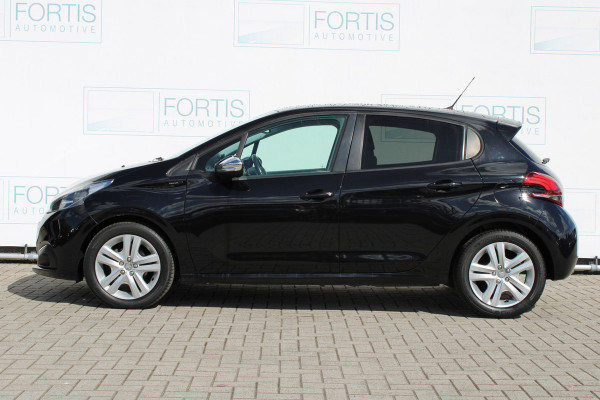 Peugeot 208 1.2 PureTech Signature NL AUTO | CARPLAY | AIRCO |