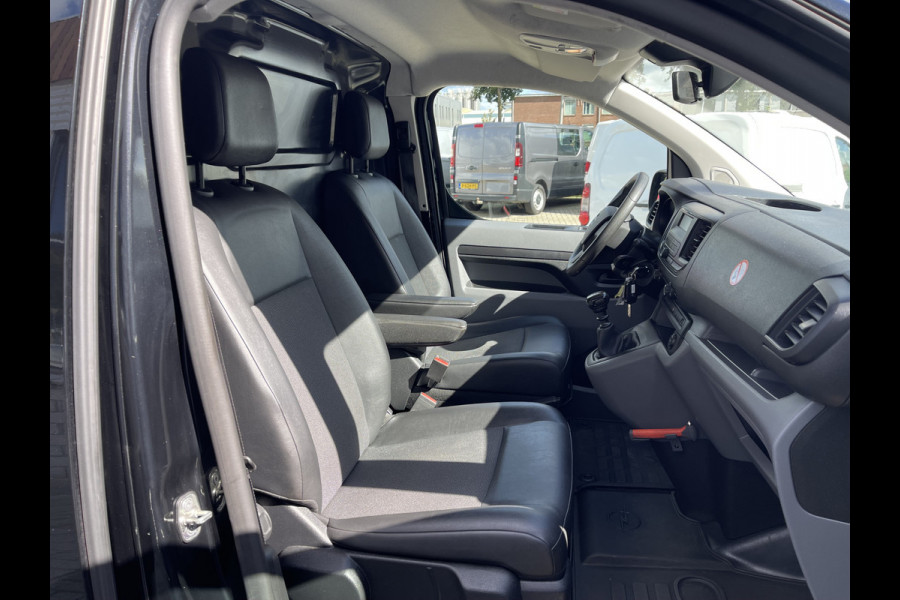 Opel Vivaro 1.5 CDTI L2H1 Edition / dubbele schuifdeur ! / vaste prijs rijklaar € 21.950 ex btw / lease vanaf € 392 / airco / cruise / trekhaak / 2 comfort stoelen met armsteun