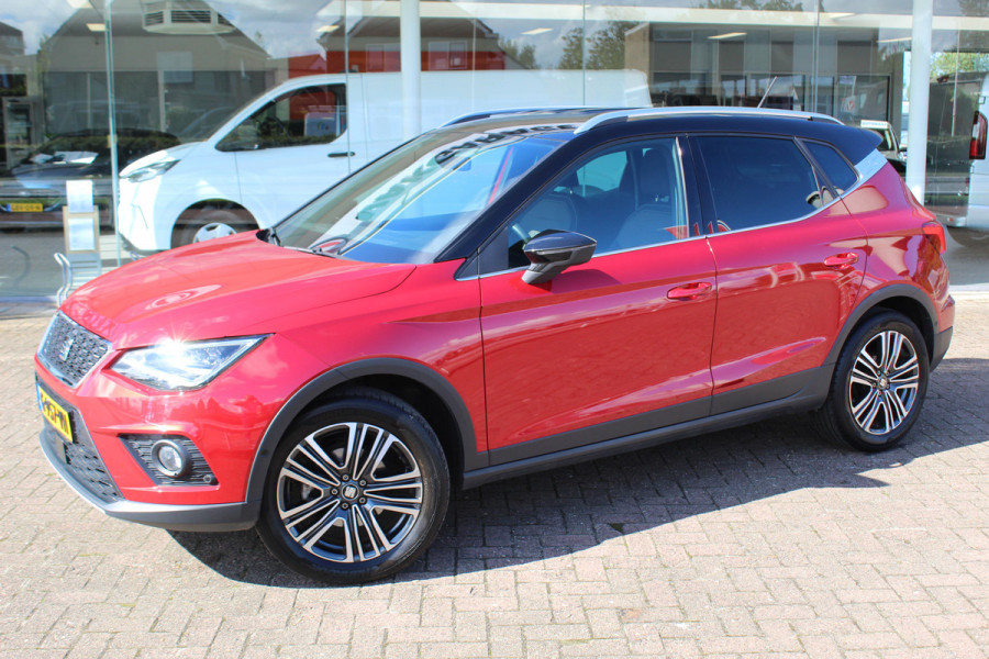 Seat Arona 1.0 TSI 116 pk Xcellence Business Intense Trekhaak-Achteruitrij camera Navigatie-Cruise control- Autom. airco