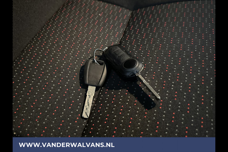 Peugeot Boxer 2.2 BlueHDi 140pk L2H2 Euro6 ** Airco | Navigatie | Camera | Cruisecontrol Trekhaak, Parkeersensoren, Bijrijdersbank, Bluetooth-telefonie