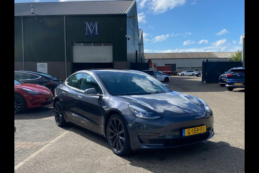 Tesla Model 3 Performance AWD 75 kWh UNIEKE KMSTAND! | ORG. NL. NAP KM. | BTW VERREKENBAAR | AUTOPILOT