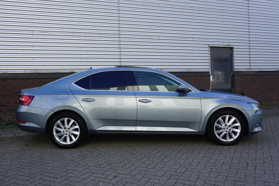 Škoda Superb 1.5 TSI ACT Ambition Business Panodak Memorystoelen