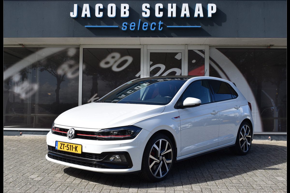 Volkswagen Polo 2.0 TSI GTI 200pk / Panodak / Navigatie Camera / 18" LM / Adap. Cruise