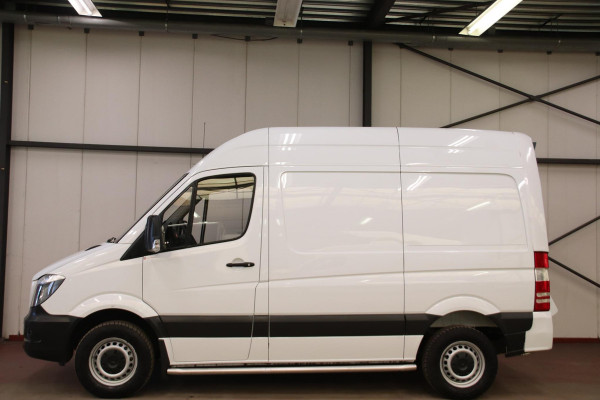 Mercedes-Benz Sprinter DHOLLANDIA LAADKLEP POSTNL AUTOMAAT EURO 6