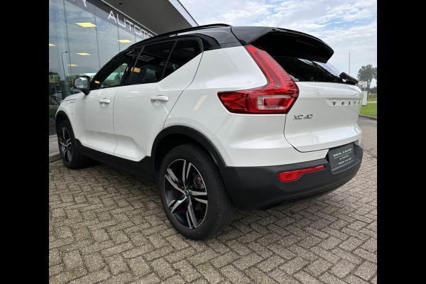 Volvo XC40 1.5 T4 Recharge R-Design - Panodak - Camera - Winterpakket