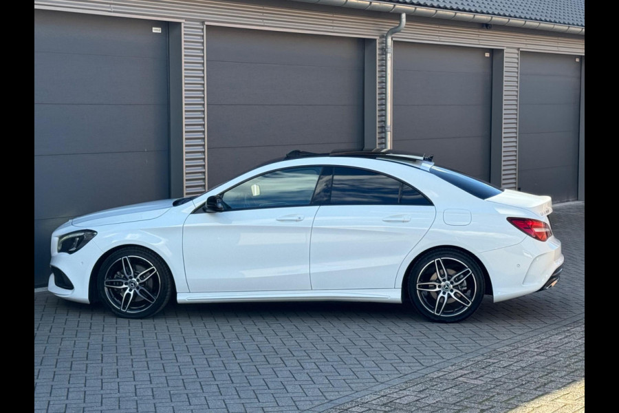 Mercedes-Benz CLA-Klasse 250 4MATIC 211 PK AUTOMAAT AMG STYLING, LEDER, PANORAMADAK, AFNEEMBARE TREKHAAK