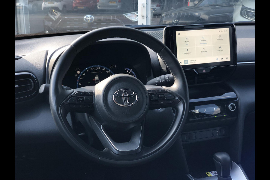 Toyota Yaris Cross 1.5 Full Hybrid Dynamic Plus | Stoel + Stuurverwarming, Smart Connect, Parkeercamera, Keyless 17inch