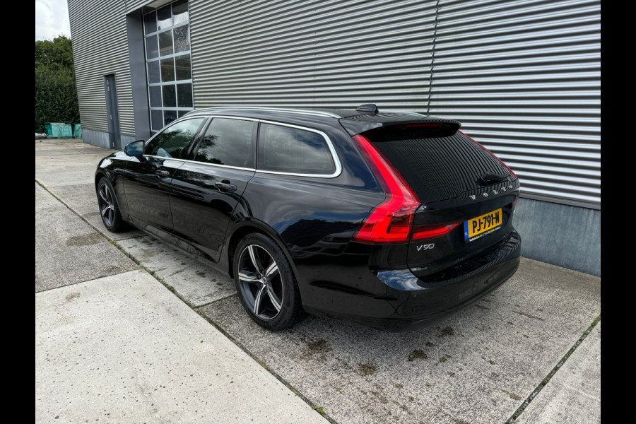 Volvo V90 D3 Aut. Trekhaak Leder Stoelverwarming CruiseControl