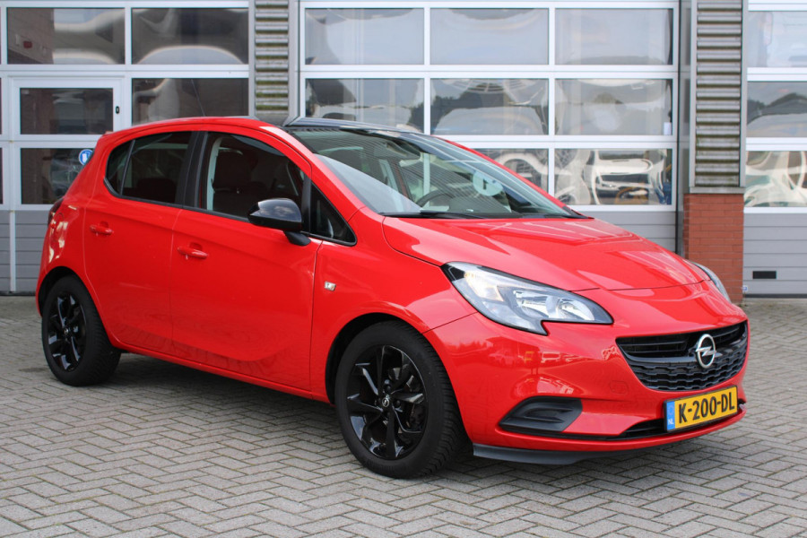 Opel Corsa 1.4 90 PK Online Edition Automaat | Cruise Control | Climate Control | Privacy Glass | Zwart Dak | Lichtmetalen Velgen