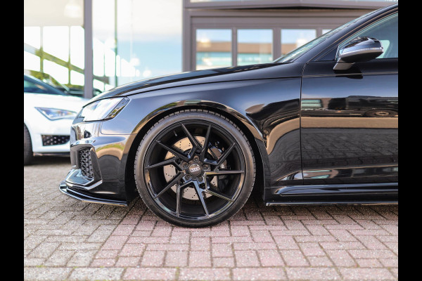 Audi RS4 Avant 2.9 TFSI A4 quattro | Dynamic-Pakket | Maxton Design Bodykit | 20" LM | Camera | B&O | Carplay |