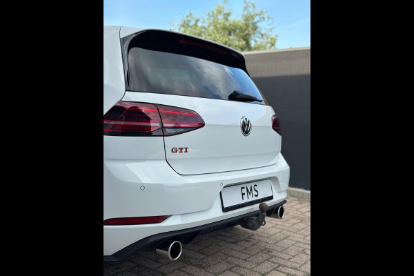 Volkswagen Golf 2.0 TSI GTI Performance Panorama CarPlay