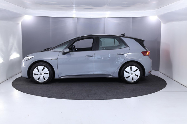 Volkswagen ID.3 Pure 45 kWh 150 pk | Navigatie | Parkeersensoren | Adaptieve cruise control | LED koplampen |