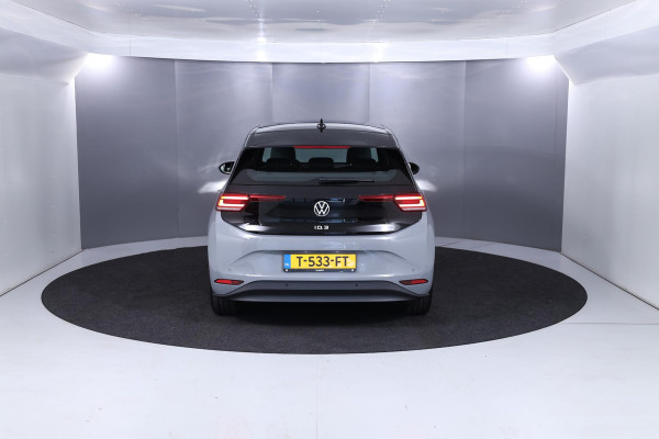 Volkswagen ID.3 Pure 45 kWh 150 pk | Navigatie | Parkeersensoren | Adaptieve cruise control | LED koplampen |