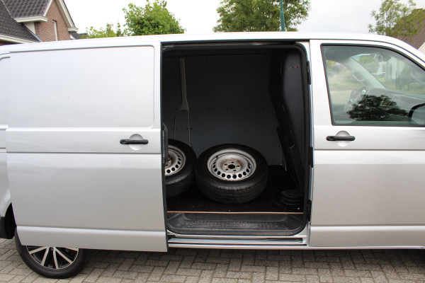 Volkswagen Transporter T6.1 2.0 TDI 150PK Euro6 DSG7-Automaat L2 Comfortline ✓ airco ✓ navigatie ✓ cruise control