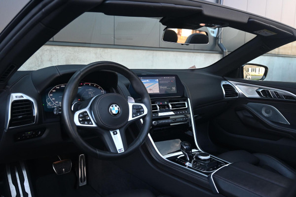 BMW 8 Serie M850i xDrive High Executive *Bowers & Wilkins / Stoelventilatie / Actieve-Besturing / Soft-Close / Laserverlichting / HUD*