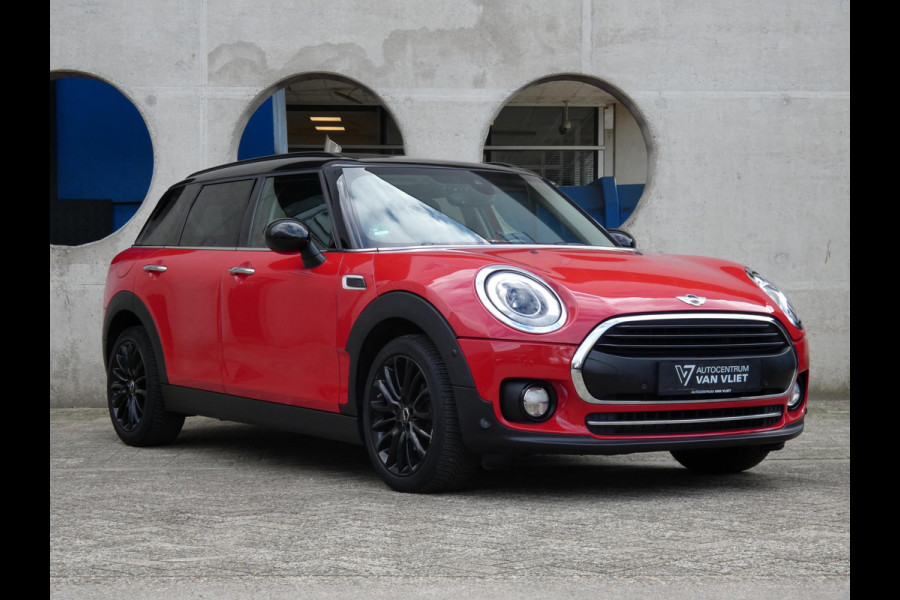 MINI Clubman 1.5 One Chili Serious Business | NAVIGATIE | PANORAMADAK | ALL SEASON BANDEN |