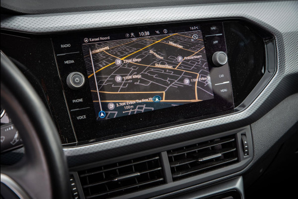 Volkswagen T-Cross Carplay Navi Stoelverw. DAB+ Adaptief Cruise Virtual Dash