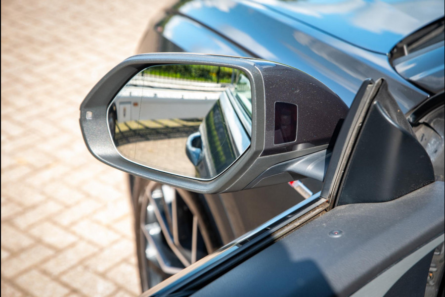 Audi Q8 55 TFSI quattro Pro Line Plus Matrix LED Stoelvent.