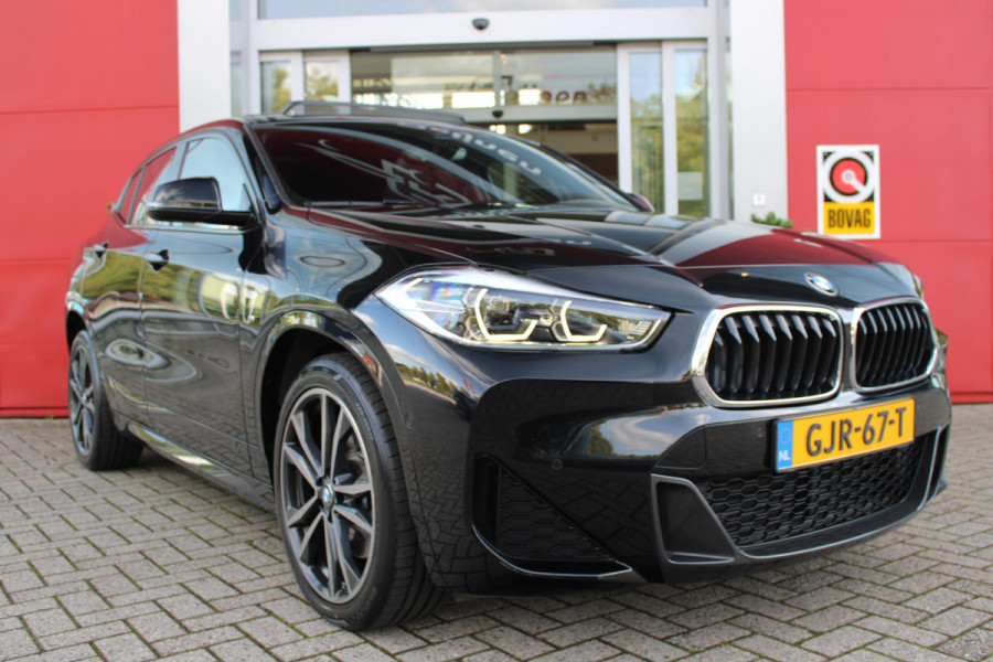 BMW X2 X DRIVE 25e M-SPORT HIGH EXECUTIVE | NAVIGATIE | PANORAMA DAK | ELEKTRISCHE STOELVERSTELLING MET GEHEUGEN | ACHTERUITRIJ CAMERA | DAB+ RADIO | CLIMATE CONTROL | LICHTMETALEN VELGEN | CRUISE CONTROL |