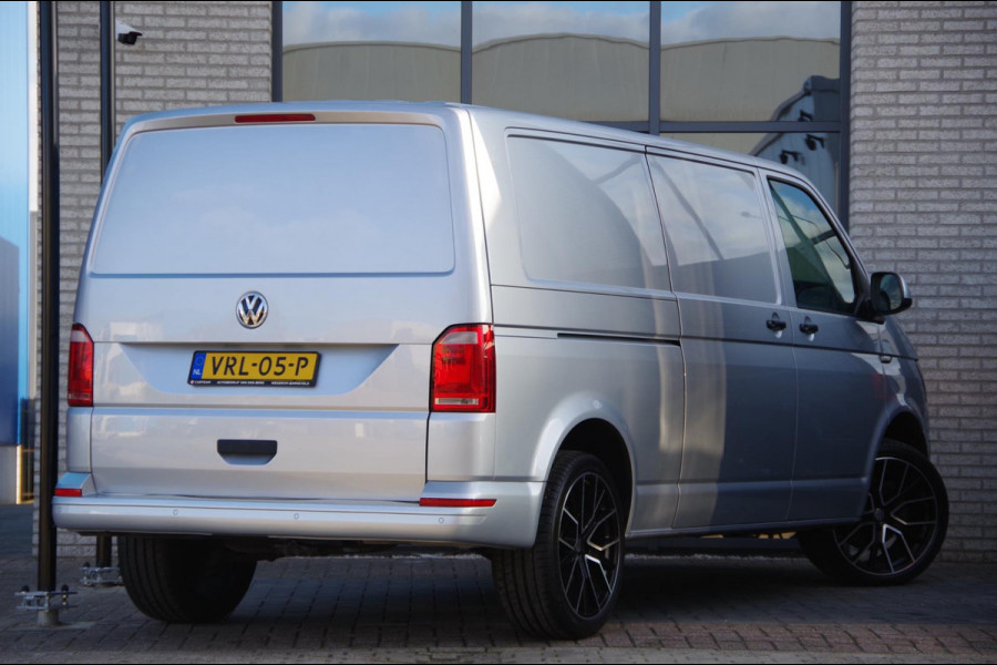 Volkswagen Transporter 2.0 TDI L2 150PK, AIRCO, CRUISE, NAVI, PARKEERSENSOREN, STOELVERWARMING DUBBELE CABINE LEVERBAAR