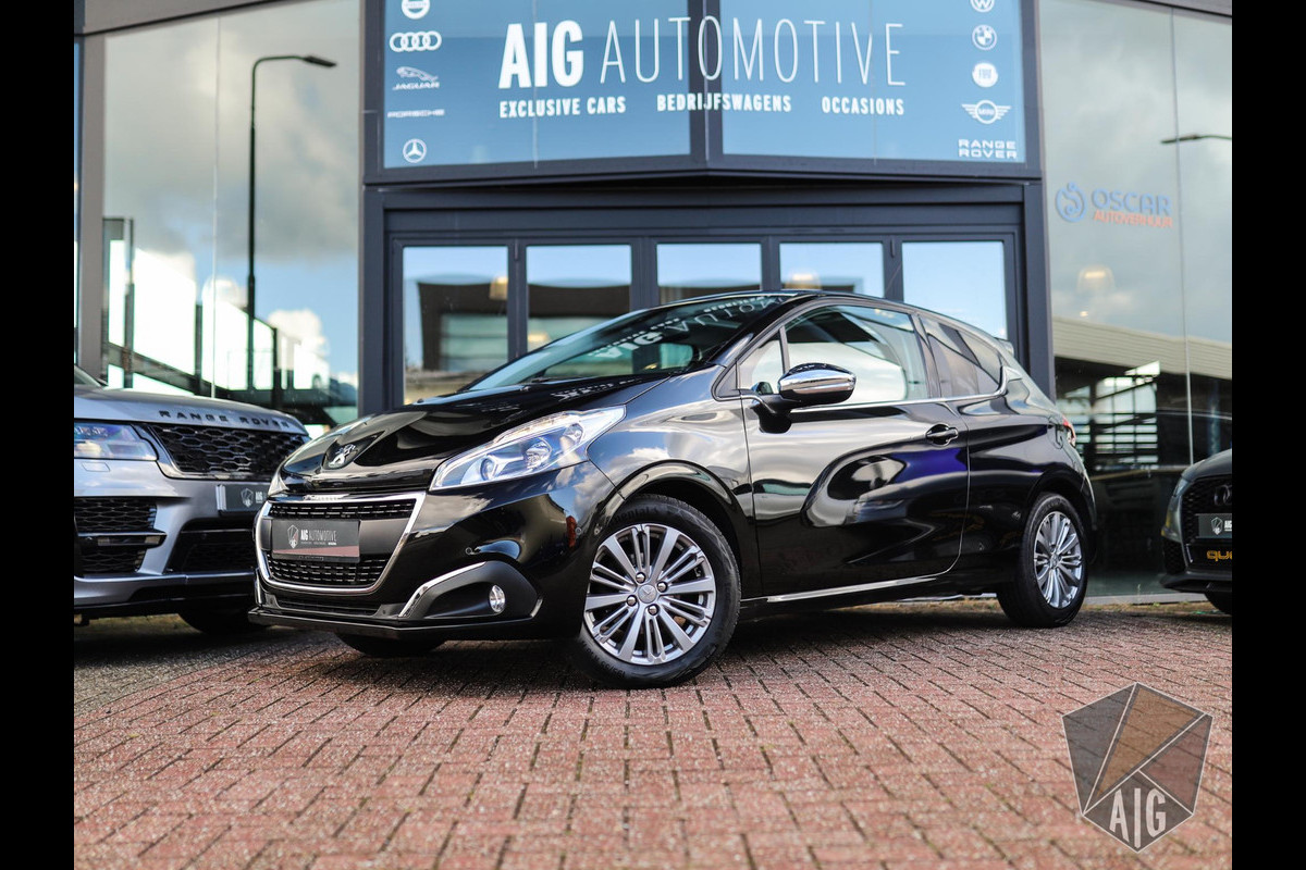 Peugeot 208 1.2 PureTech Active | Camera | Pano | PDC | 16" LM | Navi | Bluetooth