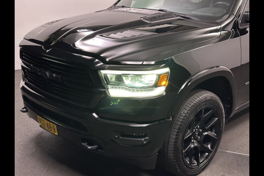 Dodge Ram 1500 5.7 V8 4x4 Crew Cab Laramie Night edition | Prins LPG 120L Onderbouw | Groot Scherm | Panodak | Trekhaak | 360Camera | Harman Kardon | Dode Hoek Detectie | Cruise Control Adaptive | Trailer Pakket | Stoel/Stuur Verwarming | Stoel Verkoeling | Lederen Bekleding