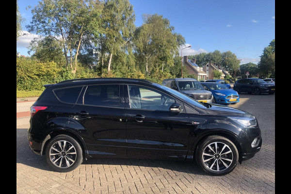 Ford Kuga 1.5 EcoBoost ST Line 150pk Trekhaak | Stoelverwarming | Achteruitrijcamera | Dealer onderhouden