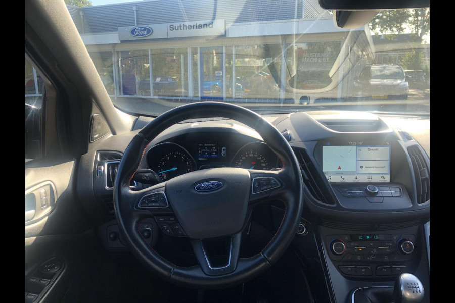 Ford Kuga 1.5 EcoBoost ST Line 150pk Trekhaak | Stoelverwarming | Achteruitrijcamera | Dealer onderhouden