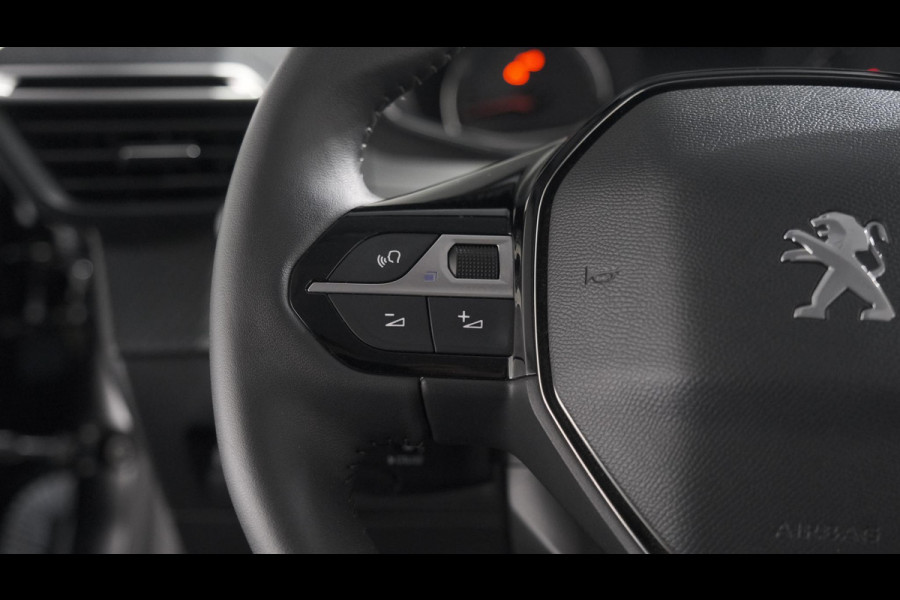 Peugeot 208 PureTech 100 Allure | Camera | Apple Carplay | Parkeersensoren | Stoelverwarming