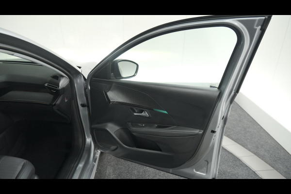 Peugeot 208 PureTech 100 Allure | Camera | Apple Carplay | Parkeersensoren | Stoelverwarming