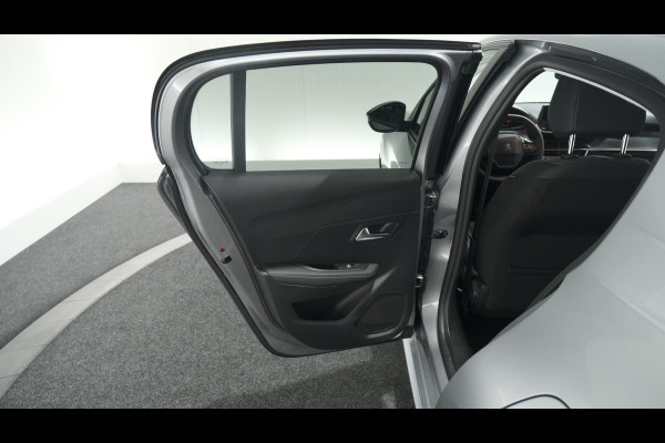 Peugeot 208 PureTech 100 Allure | Camera | Apple Carplay | Parkeersensoren | Stoelverwarming