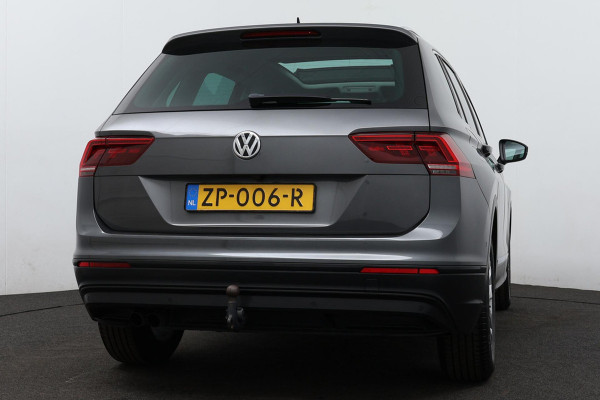 Volkswagen Tiguan 1.5 TSI Comfortline (PANORAMADAK, TREKHAAK ELEKT. WEGKLAPBAAR, NAVI, STOELVERWARMING, 1e EIG, GOED ONDERHOUDEN)