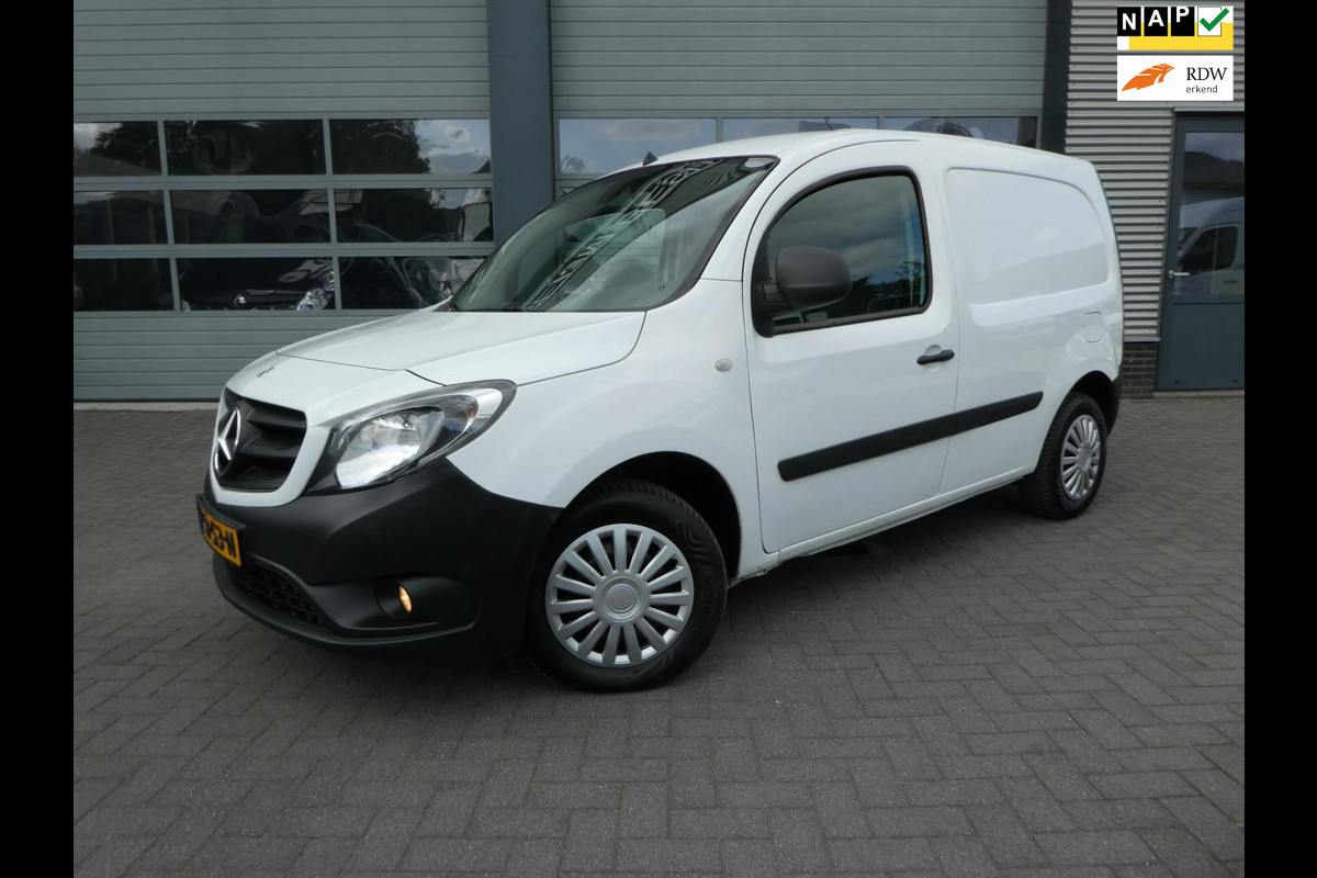 Mercedes-Benz Citan 108cdi, Airco, Trekhaak, Cruisecontrol.