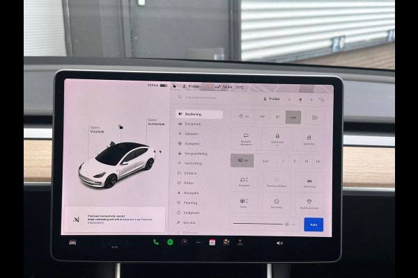 Tesla Model 3 Standard RWD Plus 60 kWh Autopilot