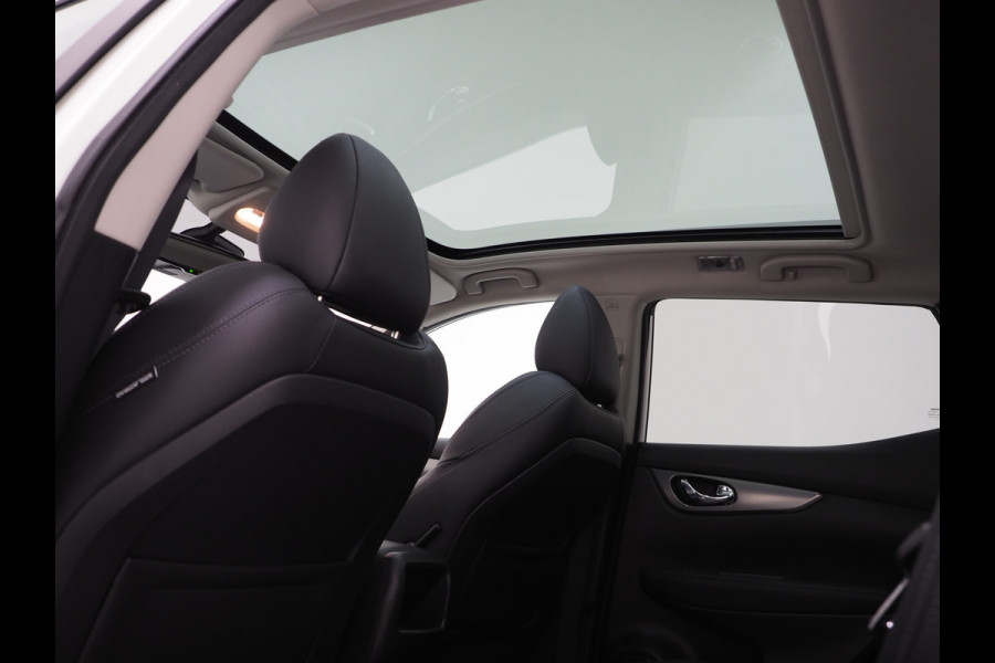 Nissan QASHQAI 1.5 dCi Business Edition | Panoramadak | Keyless | Camera | Trekhaak | 360