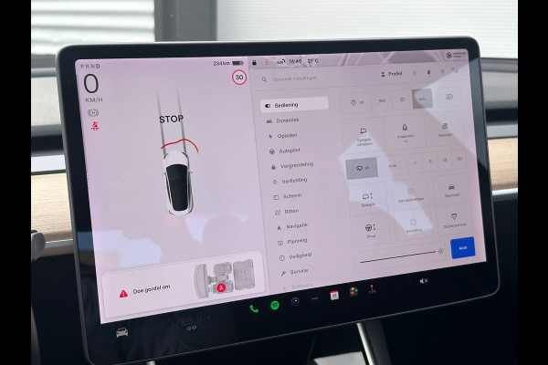 Tesla Model 3 Standard RWD Plus 60 kWh Autopilot