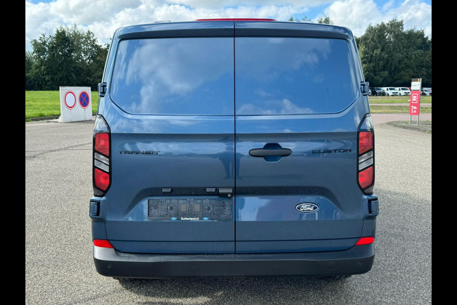 Ford Transit Custom 320 2.0 TDCI L2H1 Trend SCI Automaat 170pk | Adaptive cruise control | Dubbele schuifdeur | 8-weg bestuurderstoel + passagiersstoel | Stoelverwarming | Dodehoeksensoren | Navigatie | Elektrische inklapbare spiegels | 16 inch lichtmetalen velgen | Full LED | Dual-zone climate control | LED laadruimteverlichting