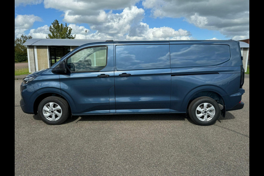 Ford Transit Custom 320 2.0 TDCI L2H1 Trend SCI Automaat 170pk | Adaptive cruise control | Dubbele schuifdeur | 8-weg bestuurderstoel + passagiersstoel | Stoelverwarming | Dodehoeksensoren | Navigatie | Elektrische inklapbare spiegels | 16 inch lichtmetalen velgen | Full LED | Dual-zone climate control | LED laadruimteverlichting