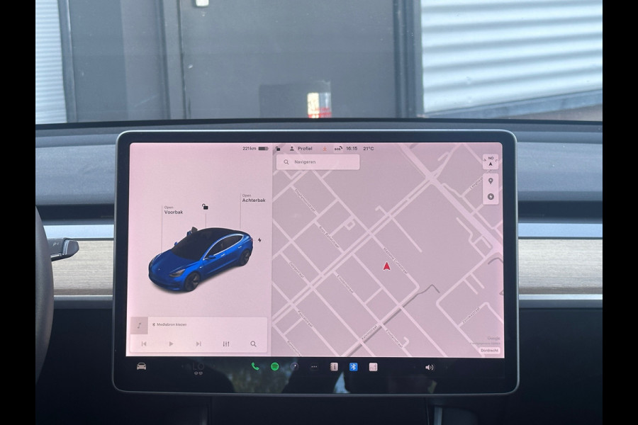 Tesla Model 3 Standard RWD Plus 60 kWh Autopilot