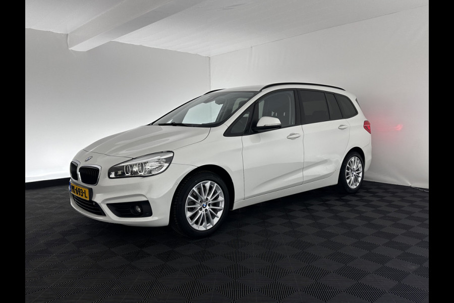 BMW 2 Serie Gran Tourer 218i Corporate Lease Executive Aut.*NAVI-FULLMAP | FULL-LED  | CAMERA | ECC | CRUISE | PARKING-PACK | TOWBAR |  COMFORT-SEATS | 17'' ALU*