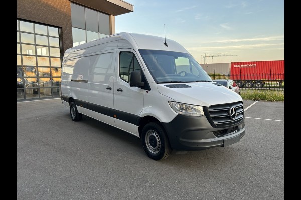 Mercedes-Benz Sprinter 317 CDI L3 H2 MBUX / Camera / Parkeersensoren / Cruise control / Airco / 270 Graden achterdeuren