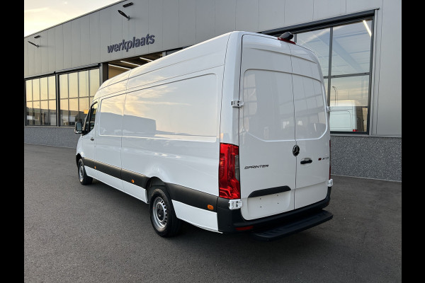 Mercedes-Benz Sprinter 317 CDI L3 H2 MBUX / Camera / Parkeersensoren / Cruise control / Airco / 270 Graden achterdeuren