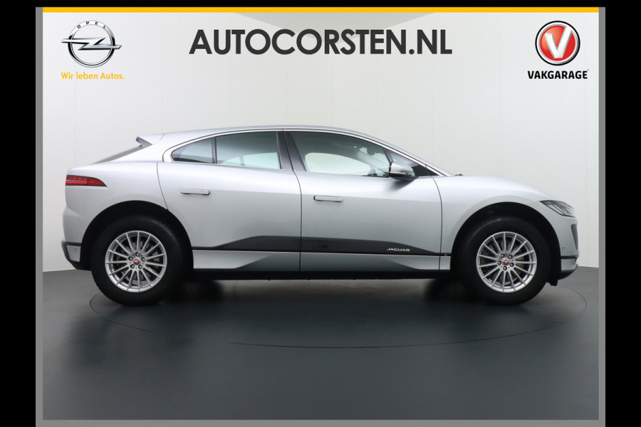 Jaguar I-PACE EV400pk SE 90 kWh AWD Dual-Motor Apple Android Carplay Leder-Stoel+Verwarmd Cruise Navi Camera LED-a+v Connected WiFi-vb. Multi- Virtual Cockpit ECC Regen-Lichtsensor Vermoeidheids Detector Business Edition Aktieve-Gril Orig.NL auto 4,8sec 0-100 Snelladen tot 104kw DC 696Nm koppel ! 90kwh accu !