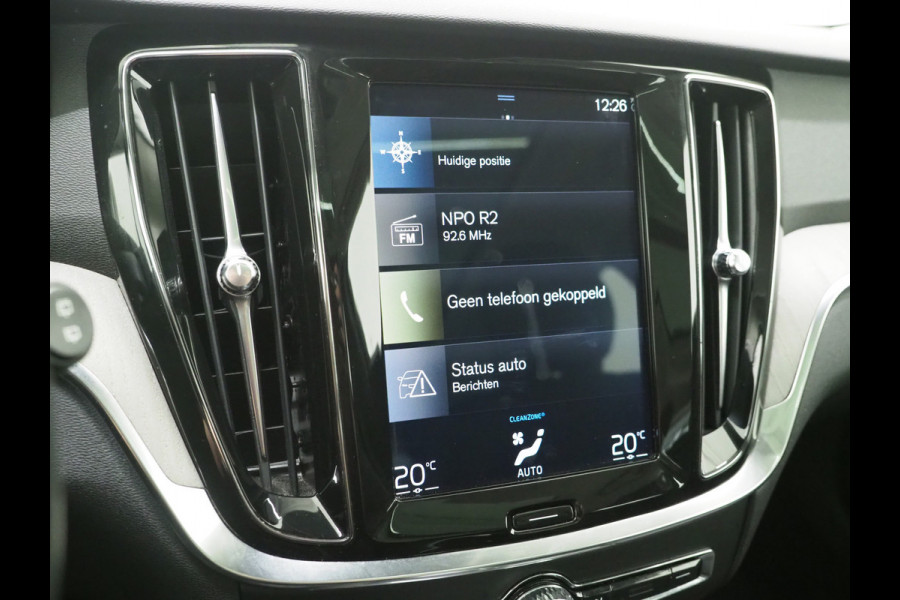 Volvo V60 2.0 T8 Twin Engine AWD Inscription | Panoramadak | Leder | Carplay | Birch Light