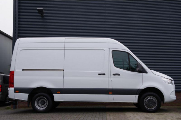 Mercedes-Benz Sprinter 519 3.0 CDI V6 L2H2 3.5T TREKHAAK, LEDER, DUBBEL LUCHT, CAMERA, NAVI, CRUISE, CLIMA