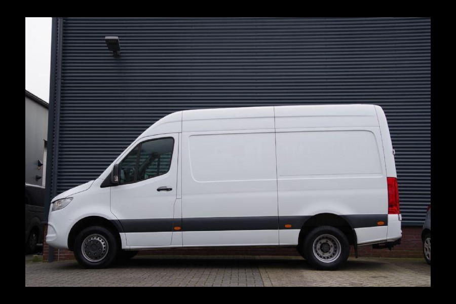 Mercedes-Benz Sprinter 519 3.0 CDI V6 L2H2 3.5T TREKHAAK, LEDER, DUBBEL LUCHT, CAMERA, NAVI, CRUISE, CLIMA