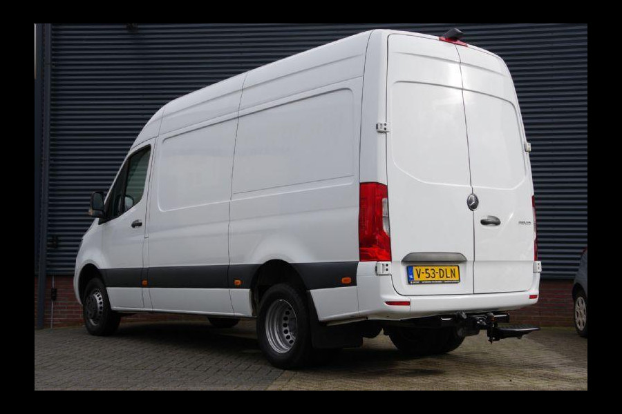 Mercedes-Benz Sprinter 519 3.0 CDI V6 L2H2 3.5T TREKHAAK, LEDER, DUBBEL LUCHT, CAMERA, NAVI, CRUISE, CLIMA