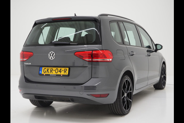 Volkswagen Touran 1.5 TSI 150PK Comfortline 7p | Adaptive Cruise | Climate | Stoelverwarming