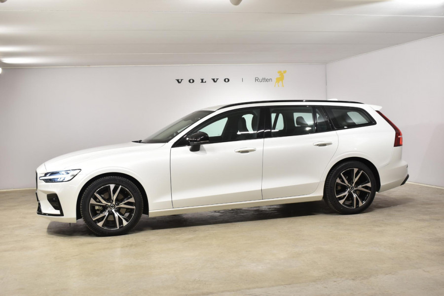 Volvo V60 B4 211PK Automaat Plus Dark / Driver assist / Moritz lederen bekleding / Elektrische stoelen / DAB+ / Google Navigatie