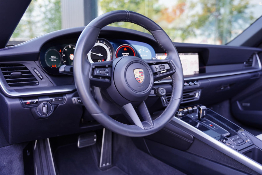 Porsche 911 992 Cabriolet 3.0 Carrera 4 S Stoelventilatie Matrix Led Sportuitlaat